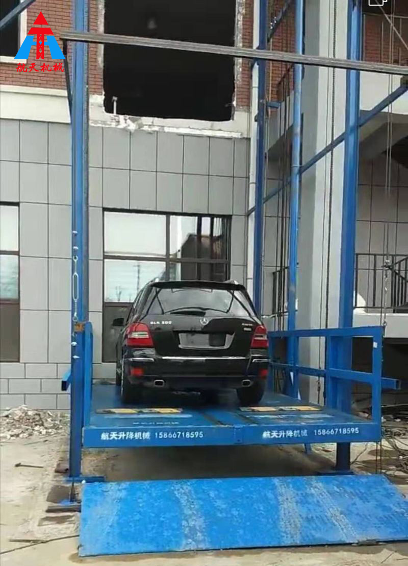 載車導(dǎo)軌式升降平臺(tái)