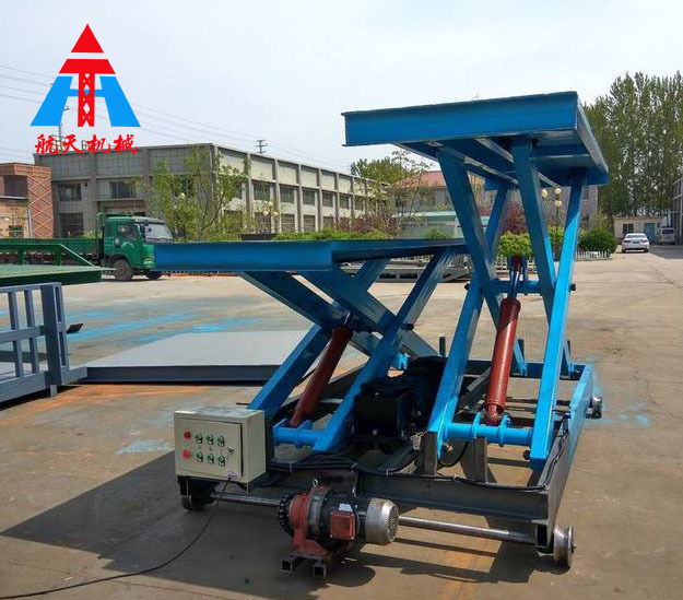 移動(dòng)式升降機(jī)