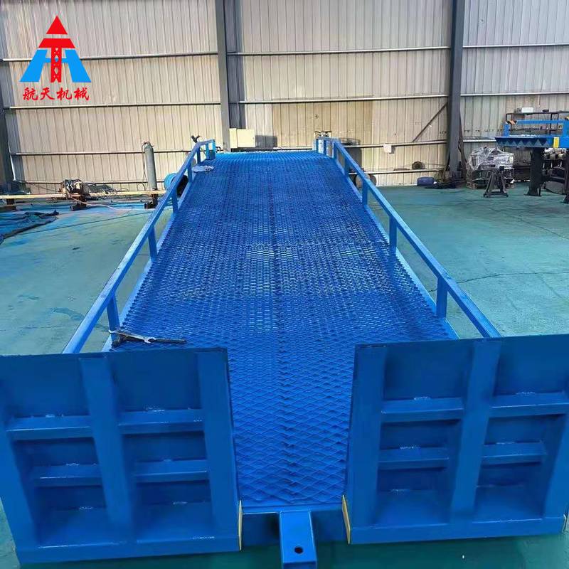 移動(dòng)式登車橋