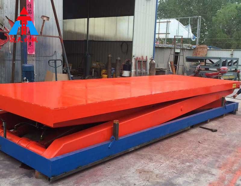 大型升降平臺(tái)